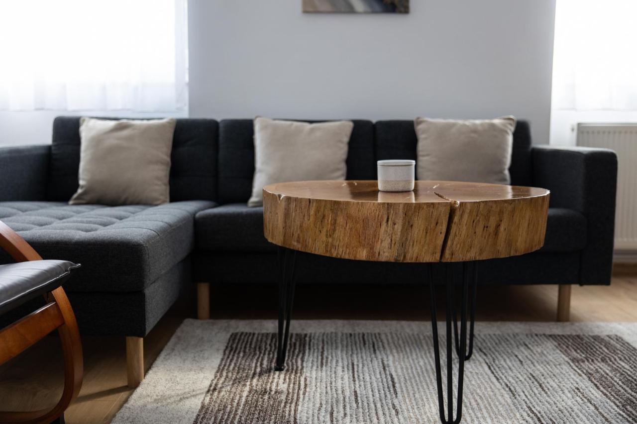 Apartman Ena Бьеловар Экстерьер фото